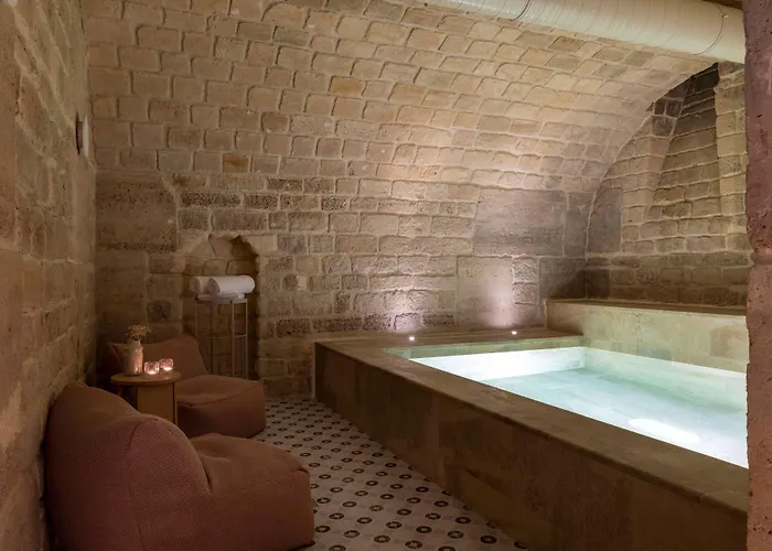 Le Petit Beaumarchais & SpaHotel Parigi